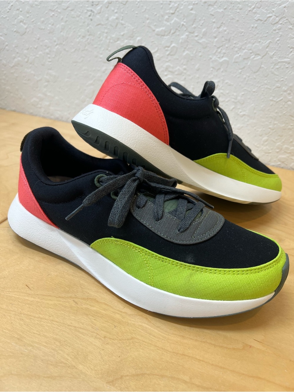 allbirds Black Sneakers with Lime Green and Coral Accents size 11